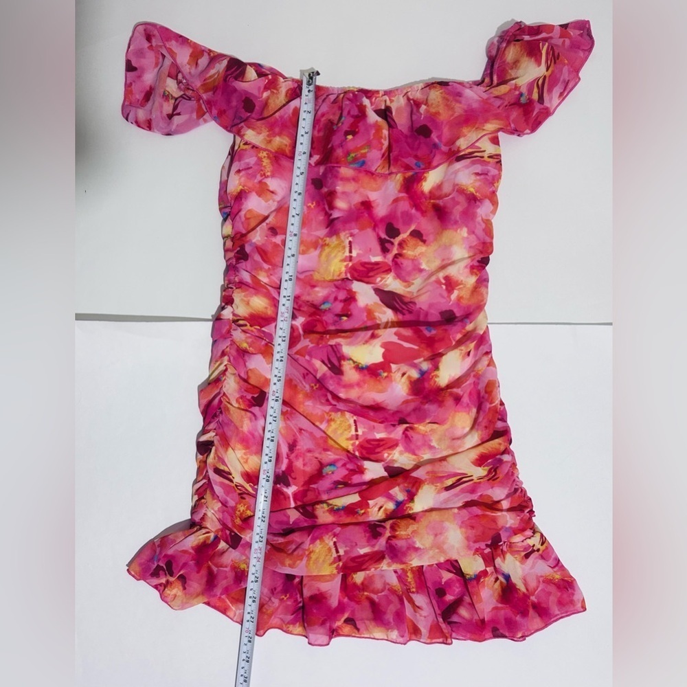 Floral Off the Shoulder Mini dress - Picture 6 of 7